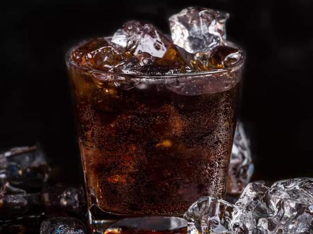 5大公認(rèn)的垃圾食品，比泡面嚴(yán)重得多！“專坑”年輕人