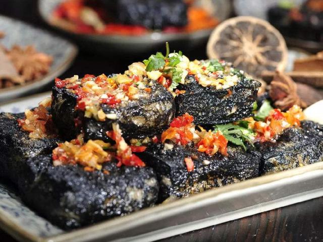 5大公認(rèn)的垃圾食品，比泡面嚴(yán)重得多！“?？印蹦贻p人